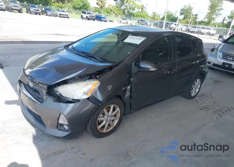 2013 Toyota Prius C Four from USA, damaged, VIN JTDKDTB30D1058096